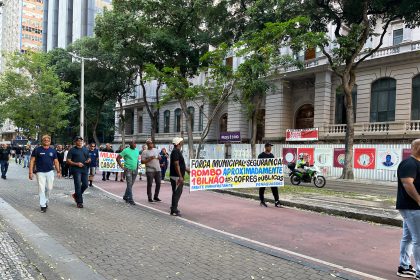 Guardas fazem novo protesto na Cinelândia contra Força de Segurança Municipal