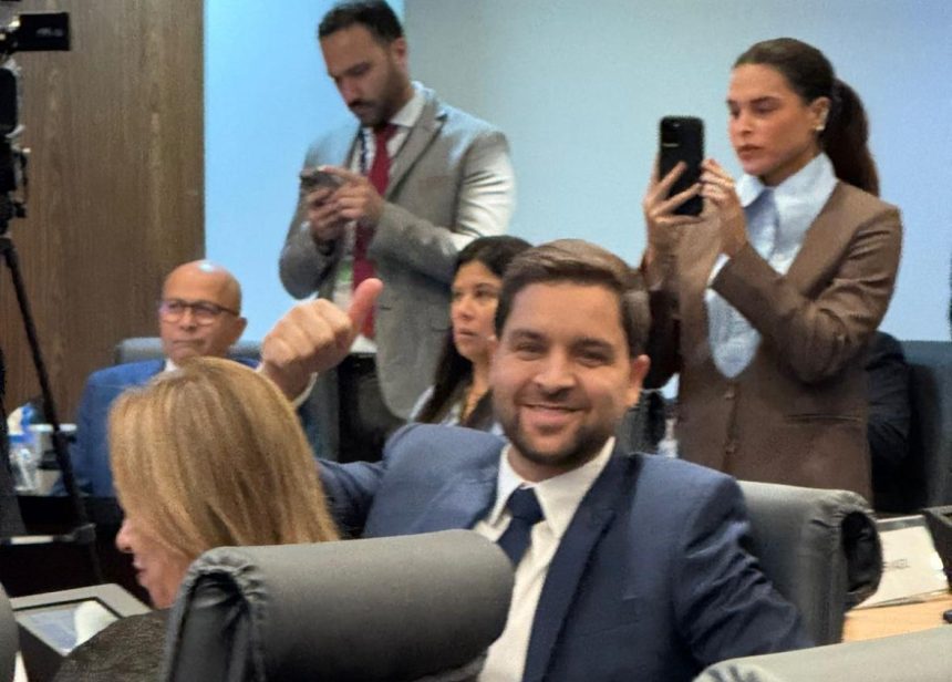 Thiago Pampolha: aprovado pelo plenário da Assembleia Legislativa para o cargo de conselheiro do Tribunal de Contas do Estado, o vice-governador vai renunciar para tomar posse no novo cargo ainda nesta quarta-feira (21)