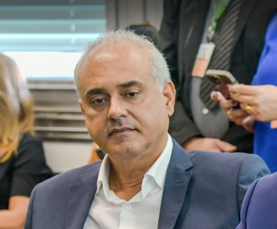 Alerj aprova criação de secretaria feita por Castro para Jair Bittencourt