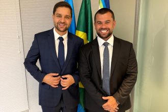 O agora conselheiro do Tribunal de Contas do Estado Thiago Pampolha e o primo, Felipe, herdeiro da família na política da Zona Oeste