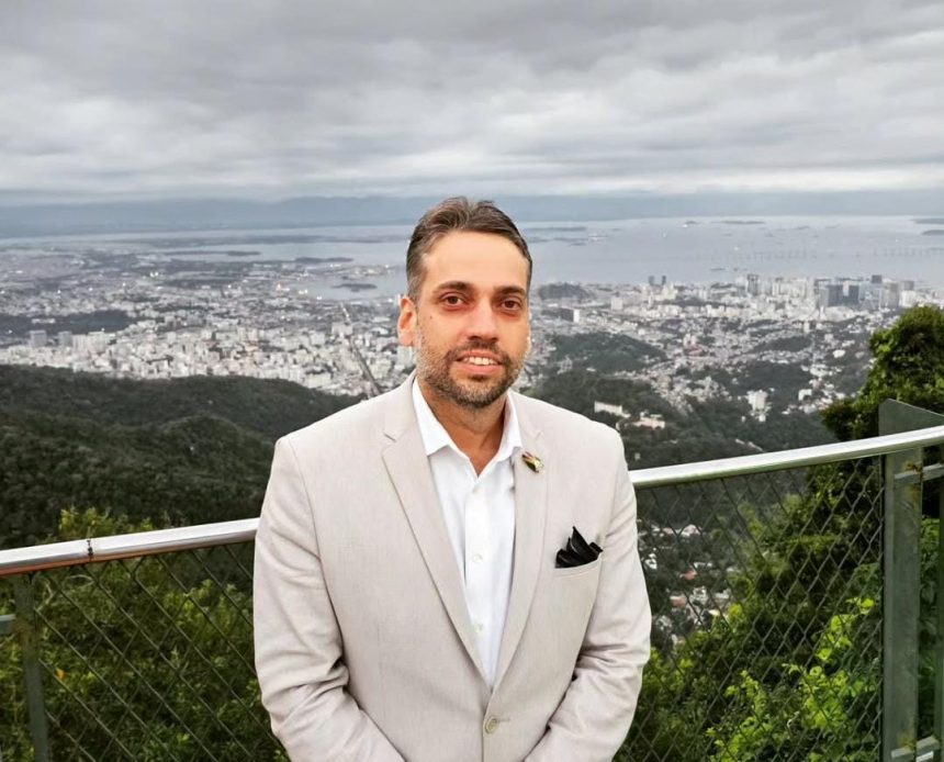 Câmara homenageia Quintino Freire, pioneiro do jornalismo digital no Rio