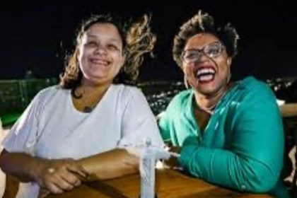 Eliane Cacique (à esquerda), com a secretária de Meio Ambiente e Clima da Prefeitura do Rio, Tainá de Paula: sub na pasta teve os direitos suspensos no PT por suspeita de fraude em filiações