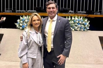 A vereadora Helena Vieira (PSD) e o irmão deputado federal Luciano Vieira (Republicanos): a moça vai colocar na rua sua pré-candidatura à presidência da Câmara ainda esta semana