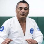 O plenário da Assembleia Legislativa aprovou, nesta quarta-feira (28), a concessão da Medalha Tiradentes ao mestre Rickson Gracie, proposta pela deputada Sarah Poncio (SDD)