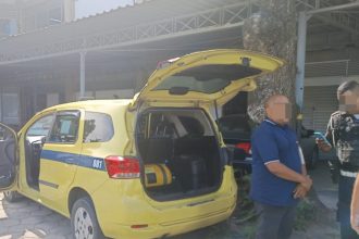 Pra gringo é mais caro: taxista cobra 150 dólares de chileno por corrida e vai parar na delegacia