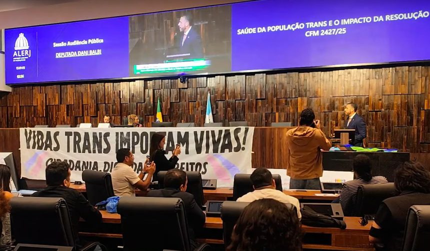 Rodrigo Amorim tenta barrar audiência na Alerj sobre atendimento médico a pessoas trans