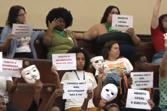 Procurador-geral de Justiça contesta lei que impõe cartazes antiaborto em hospitais do Rio