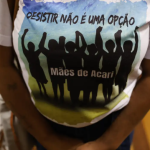 O Ministério Público Federal (MPF) realizou mais uma reunião com familiares das vítimas da Chacina de Acari, além de representantes e autoridades federais, estaduais e municipais para debater o cumprimento da sentença da Corte Interamericana de Direitos Humanos (Corte IDH). O encontro foi realizado na terça-feira (13) e teve como foco central a implementação urgente da assistência médica e psicológica às famílias afetadas, conforme previsto na decisão internacional.