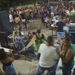 Um vídeo registrou o momento em que Jorge Mauro Ruas de Paiva, de 51 anos, foi executado durante um pagode em um bar em Nova Iguaçu, na Baixada Fluminense, na madrugada de sábado (10). O crime aconteceu diante de dezenas de pessoas que se divertiam no evento.