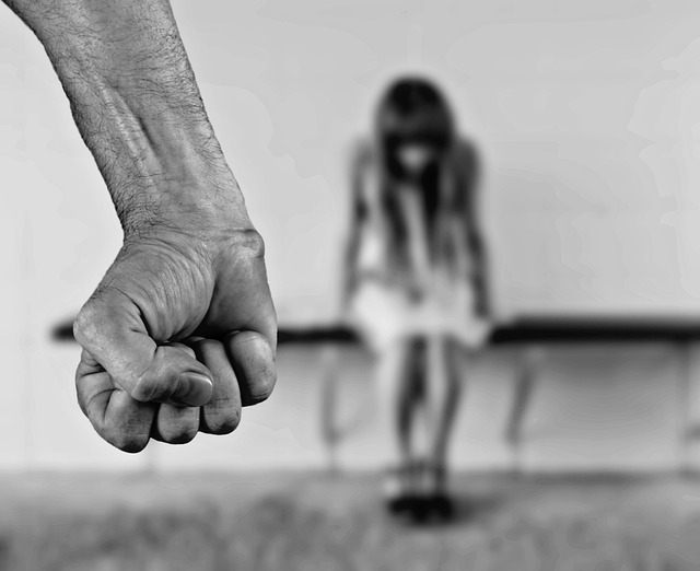 Denúncias de violência contra a mulher crescem mais de 40% no MPRJ