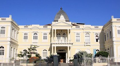 Instituto de Ginecologia da UFRJ enfrenta paralisações por falta de verba pública