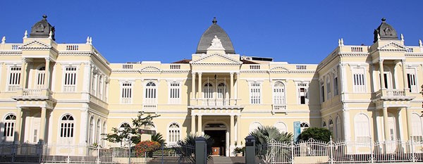 Instituto de Ginecologia da UFRJ enfrenta paralisações por falta de verba pública