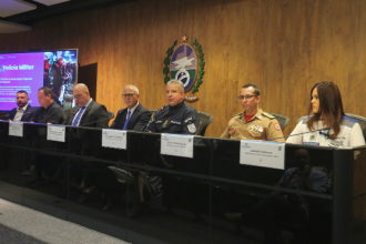 O governo do estado divulgou, na manhã desta segunda-feira (05), o balanço das ações realizadas durante o show de Lady Gaga, que reuniu mais de 2 milhões de fãs na Praia de Copacabana na noite de sábado (03). De acordo com levantamento da Secretaria de Estado de Segurança Pública, foi registrada uma ocorrência a cada 8.750 pessoas.