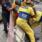 Secretaria retira estátua que foi vandalizada em Copacabana