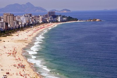 MPF pede demolição de quiosques irregulares em praias da Zona Sul