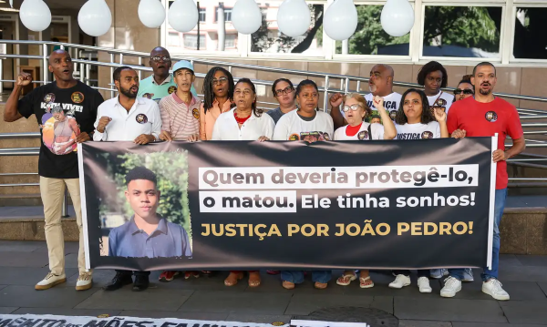 O presidente da 6ª Câmara Criminal do Tribunal de Justiça do Estado do Rio de Janeiro, desembargador Luiz Noronha Dantas, suspendeu, nesta terça-feira (20), o julgamento da apelação apresentada pelo Ministério Público e pelo assistente de acusação — Neilton da Costa Pinto —, representado pela Defensoria Pública, no caso João Pedro.