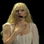 Lady Gaga soube pela imprensa da ameaça de atentado a bomba em Copacabana