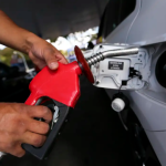 Uma operação da Agência Nacional do Petróleo, Gás Natural e Biocombustíveis (ANP) fiscalizou, entre os dias 28 de abril e 8 de maio, 29 postos de combustíveis no estado. As ações ocorreram nas cidades do Rio de Janeiro, Duque de Caxias, Itaboraí, Niterói, São Gonçalo e Petrópolis.