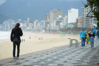 Bota casaco, tira casaco: Rio terá momentos de frio e calor neste fim de semana