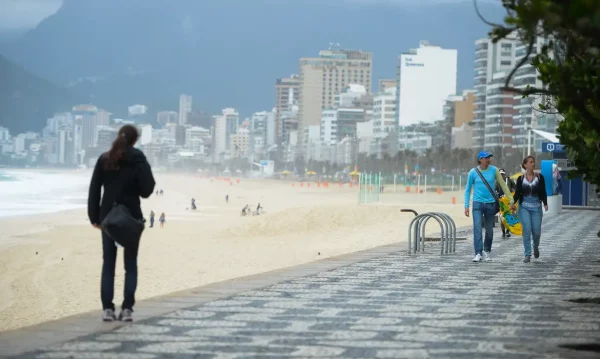 Bota casaco, tira casaco: Rio terá momentos de frio e calor neste fim de semana