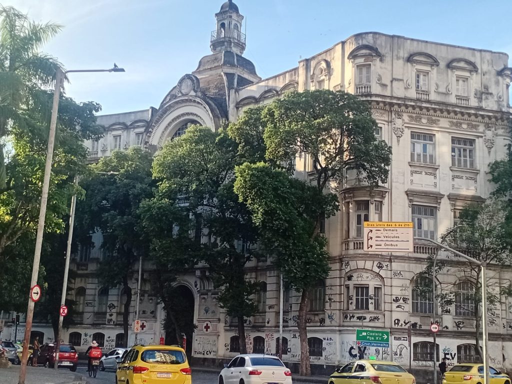 A Praça da Cruz Vermelha e o Centro do Rio que pede socorro 62 A Praça da Cruz Vermelha e o Centro do Rio que pede socorro