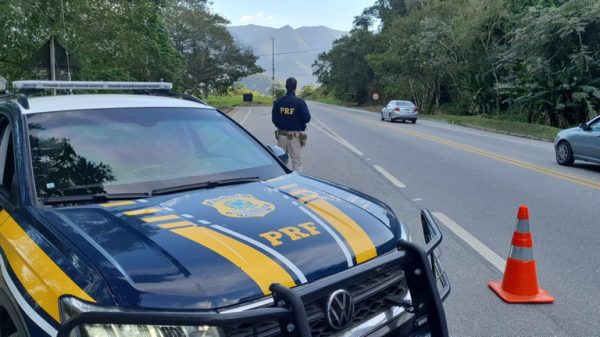 PRF registra queda de mortes e aumento nas fiscalizações durante feriado de Corpus Christi