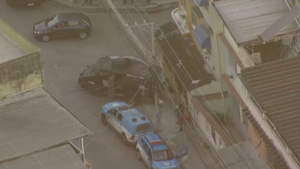 Operação da PM no Complexo de Israel impacta trânsito e transportes no Rio