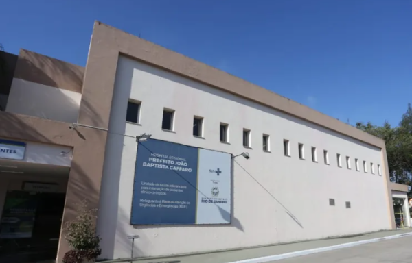 Hospital oferece sessão de cinema para pacientes e parceiros no Dia dos Namorados