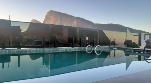 Cobertura de luxo do tráfico começa a ser demolida na Rocinha; prejuízo é de R$ 6 milhões