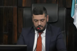 Alerj aprova convocação de Washington Reis