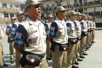 O que vale é a formalidade: Paes sanciona lei e oficializa a divisão de elite da Guarda