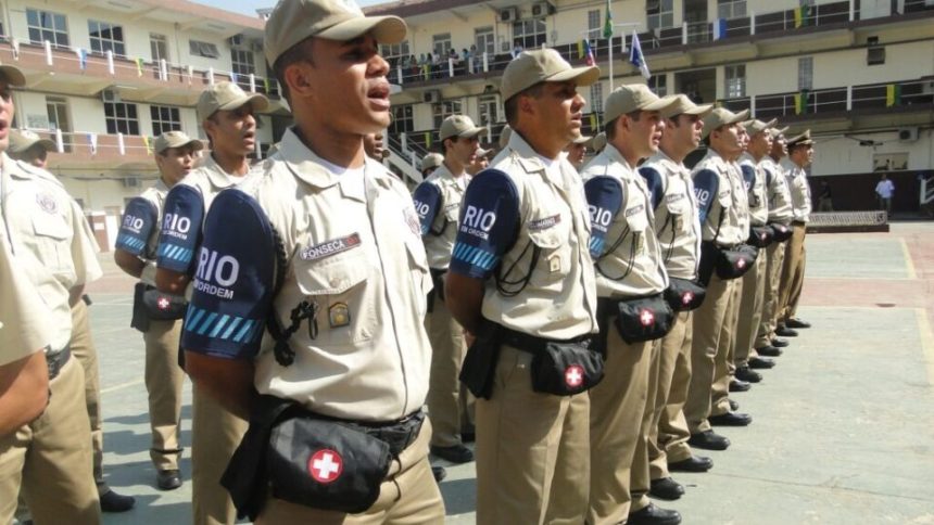 O que vale é a formalidade: Paes sanciona lei e oficializa a divisão de elite da Guarda