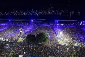 Uma multidão estimada em 2,5 milhões de pessoas garantiu inscrição do show de Lady Gaga em Copacabana, no último dia 3, a inscrição no Guiness Book, o livro dos recordes