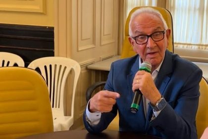 O vereador Jorge Felippe (PP) é o autor da emenda que liberava a construção de um prédio de apartamentos, com o gabarito de até 30 pavimentos, num terreno da Barra da Tijuca destinado a abrigar escola ou creche: o prefeito Eduardo Paes vetou