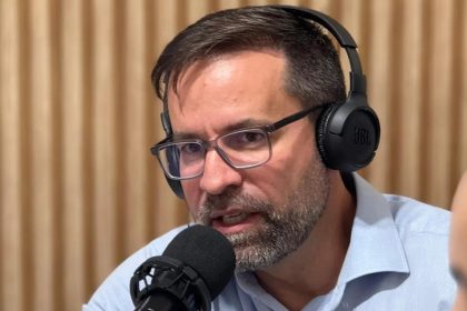 O vereador Vitor Hugo (MDB), que viu Paes ironizar o seu projeto nas redes sociais, virou alvo dos oposicionistas da Câmara: busca de descontentes para aumentar a bancada e conseguir barrar propostas e atrasar projetos de interesse do governo