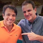 O prefeito Eduardo Paes (PSD) declara, publicamente, que o presidente da Câmara, Carlo Caiado (PSD), tem o seu apoio para a próxima vaga para o Tribunal de Contas do Município