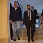 O prefeito Márcio Canella e o seu vereador no Rio, Jorge Canella, em visita à Câmara: aliados de Rodrigo Bacellar, candidato do União ao governo do estado, ficaram irritados com a sinalização trocada no partido