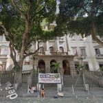 Reforma da Fachada do Instituto de Filosofia da UFRJ, feita pela prefeitura, convive com atrasos e custos crescentes