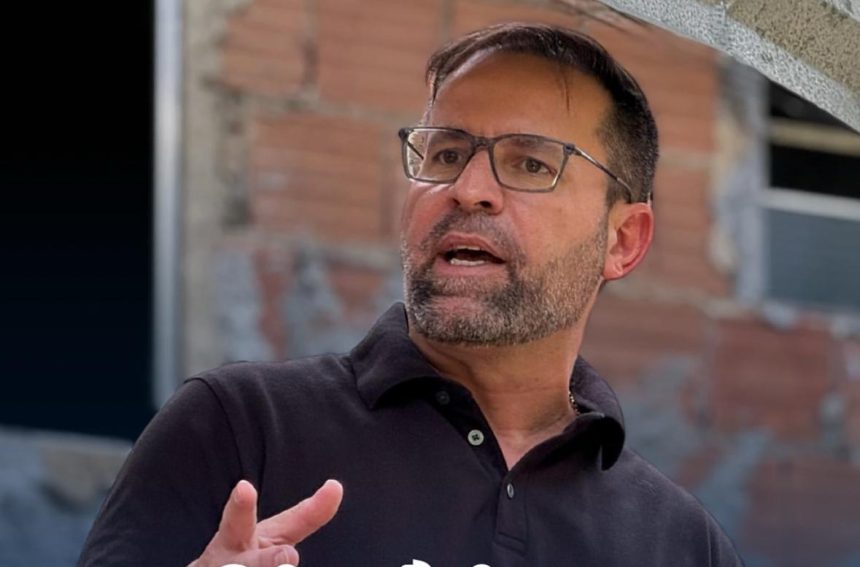 Vitor Hugo, o vereador autor da rejeitada proposta de criação do Dia da Cegonha Reborn, teve um projeto sobre saúde mental sancionado pelo prefeito Eduardo Paes: tratamento respeitoso, desta vez