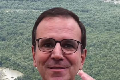 O prefeito Eduardo Paes (PSD) vai ficar de olho na Câmara nesta terça-feira decisiva: duas votações importantes na pauta, o veto à Lei dos Puxadinhos e a segunda discussão do Parque do Legado Olímpico