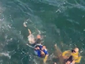 Mais de 100 praticantes de stand up paddle são arrastados por ventania no Leme