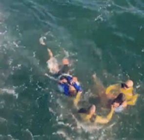 Mais de 100 praticantes de stand up paddle são arrastados por ventania no Leme