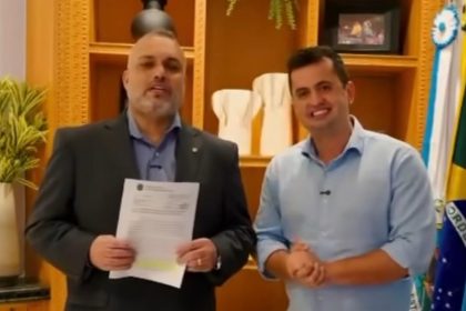 O deputado Marcos Tavares (PDT) e o prefeito de Caxias, Netinho Reis (MDB), nos tempos de bonança: agora, o momento é de tempestade política