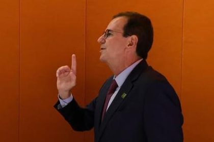 O prefeito Eduardo Paes (PSD), depois de muito arranca-rabo com os vereadores, conseguiu aprovar praticamente todas as suas prioridades para 2025 e, para comemorar, convidou a base para um churrasco na Gávea Pequena