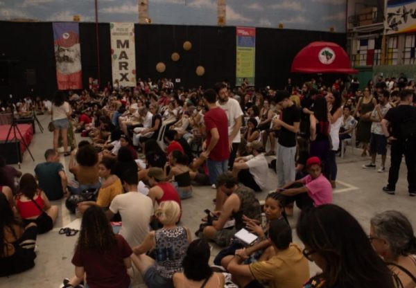 Aniversário de 207 anos de Karl Marx terá 'parabéns' no Rio 61 Aniversário de 207 anos de Karl Marx terá 'parabéns' no Rio