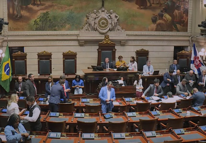 Sessão a jato marca fim do semestre legislativo na Câmara do Rio: 20 minutos