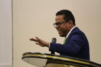 O deputado federal e bispo da Universal do Reino de Deus, Luís Carlos Gomes, foi oficializado, pela Justiça Eleitoral, presidente da executiva do Republicanos no Rio: principais cargos do partido foram ocupados por políticos ligados à igreja