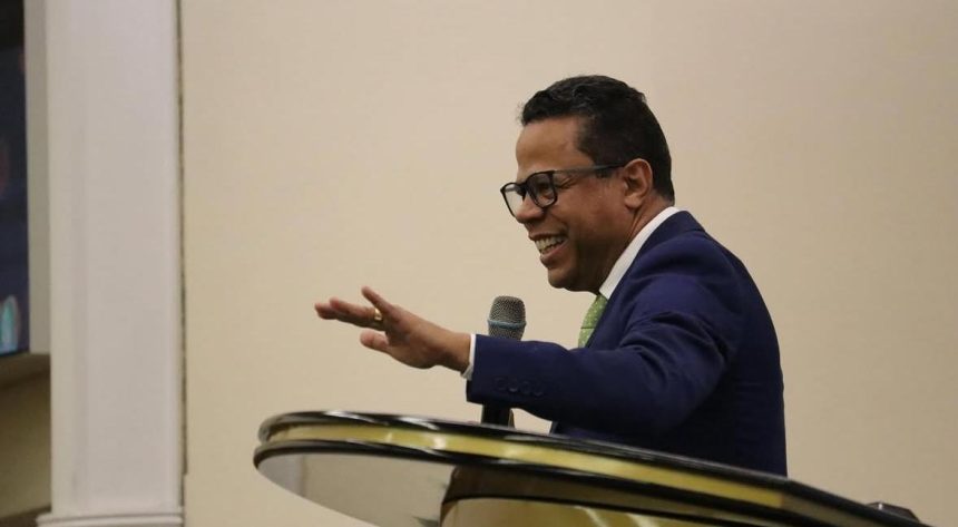 O deputado federal e bispo da Universal do Reino de Deus, Luís Carlos Gomes, foi oficializado, pela Justiça Eleitoral, presidente da executiva do Republicanos no Rio: principais cargos do partido foram ocupados por políticos ligados à igreja