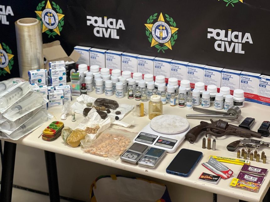 Polícia Civil prende traficante com drogas, anabolizantes e armas em Niterói