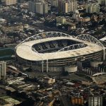 Alerj derruba veto e aprova regra contra uso de vidro perto de arenas esportivas